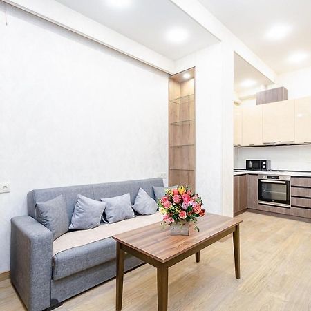 15. Double Room Apartaments With Fresh Style Γιερεβάν Εξωτερικό φωτογραφία
